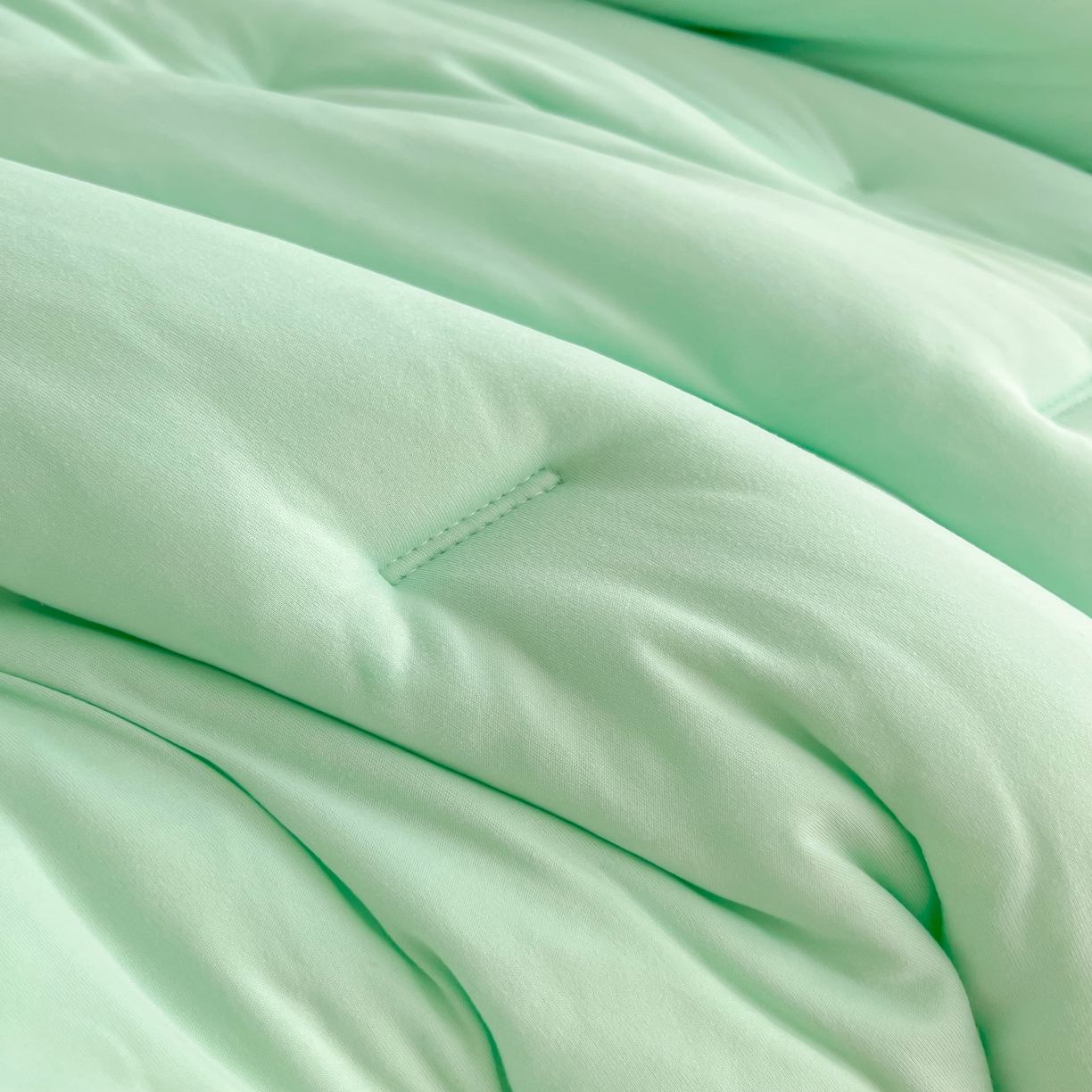 91家纺网 家纺一手货源 找家纺 （总）寐居 2023新款A类撞色针织棉冬被