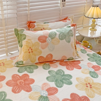 名兮-2023新款高克重牛奶绒枕套 倾城