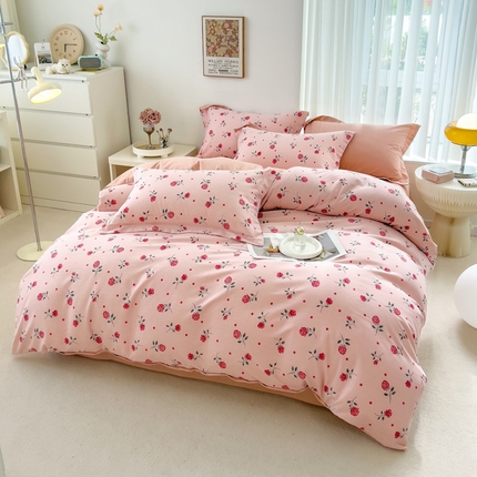 91家纺网 家纺一手货源 找家纺 （总）印季家纺 2024新款小清新碎花-混纺磨毛四件套