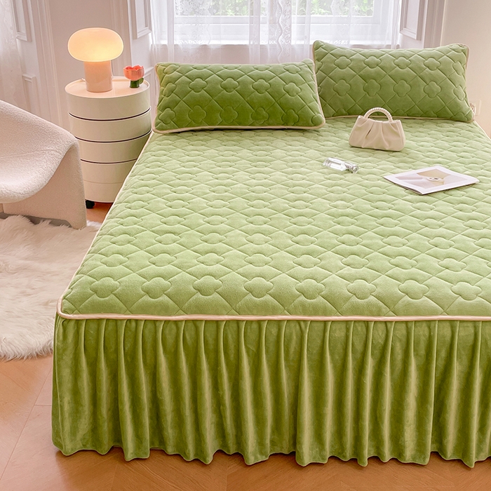 91家纺网 家纺一手货源 找家纺 梦舒羽 牛奶绒夹棉床裙床罩床单床盖床护垫套三件套 芥末绿