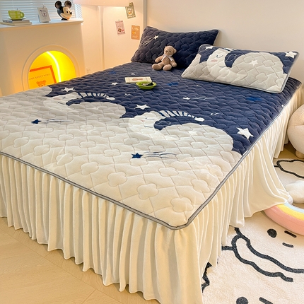 圣比熊 牛奶绒夹棉床裙床罩床单床盖床护垫套三件套 可爱狗狗
