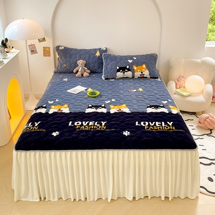 91家纺网 家纺一手货源 找家纺 圣比熊 牛奶绒夹棉床裙床罩床单床盖床护垫套三件套 晚安