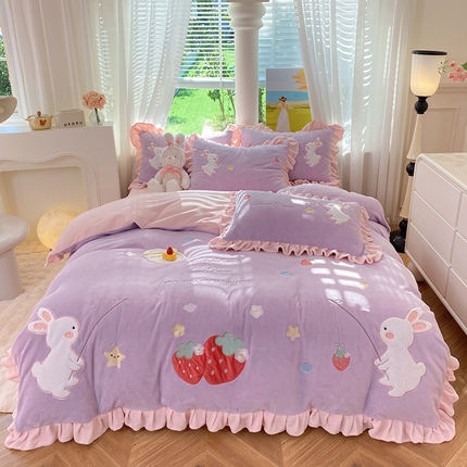 91家纺网 家纺一手货源 找家纺 （总）绒世界 2024新款牛奶绒摘星兔贴布绣牛奶绒四件套