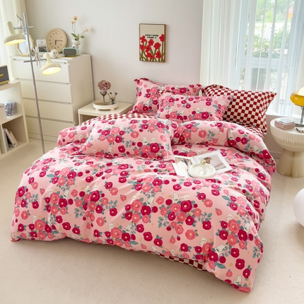 91家纺网 家纺一手货源 找家纺 （总）印季家纺 2024新款小清新碎花-混纺磨毛四件套