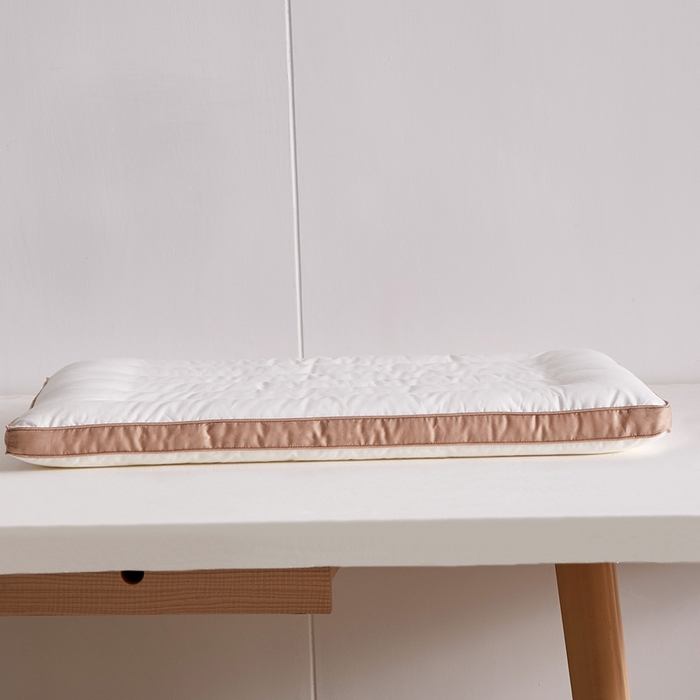 91家纺网 家纺一手货源 找家纺 唯爱品  2026新款A类棉无荧光零压超薄枕 48*74cm/只成人款