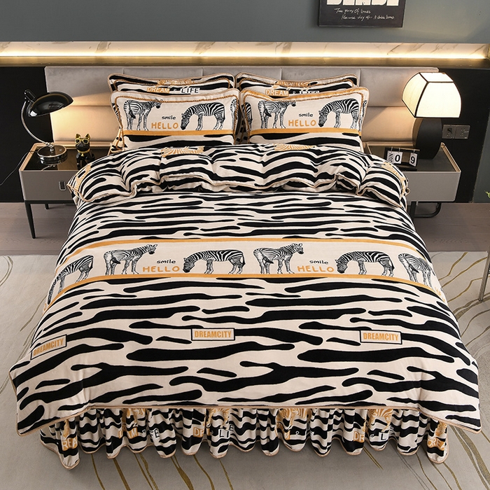 91家纺网 家纺一手货源 找家纺 金柚子 2024新款加厚牛奶绒四件套 时尚斑马