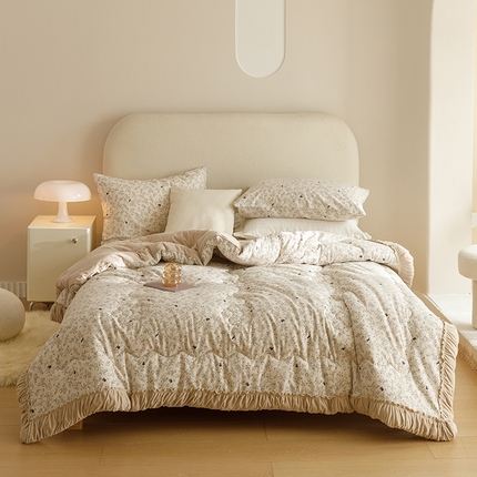 91家纺网 家纺一手货源 找家纺 有货 2023秋冬新款韩式全棉保暖一体被 好事花生