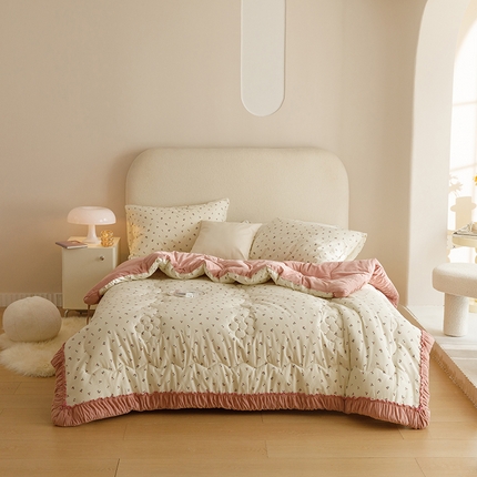 91家纺网 家纺一手货源 找家纺 有货 2023秋冬新款韩式全棉保暖一体被 快乐樱桃