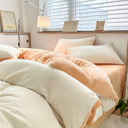 91家纺网 家纺一手货源 找家纺 （总）兰紫橙家纺 2025新款华夫格立体雕花牛奶绒四件套