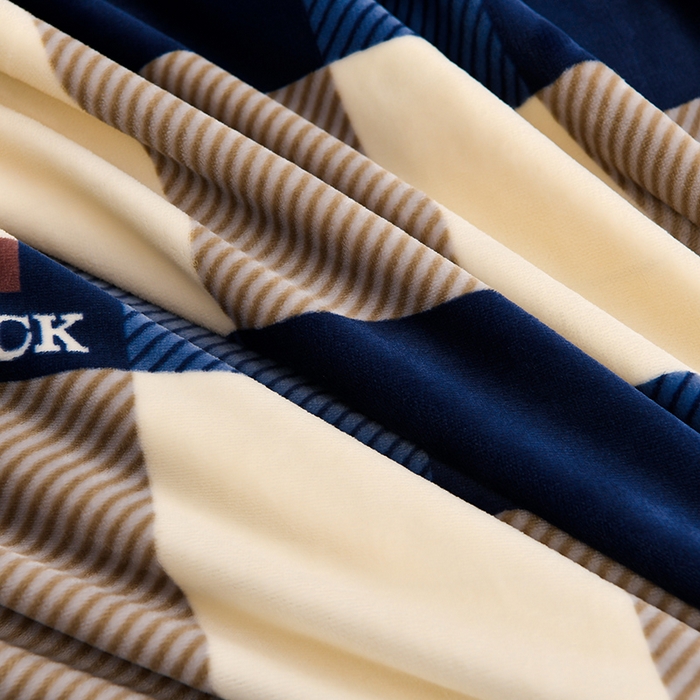 91家纺网 家纺一手货源 找家纺 金柚子 2024新款加厚牛奶绒四件套 蓝大格