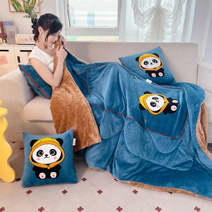 宝马家纺（原梦童画） 2023新款加厚牛奶绒毛巾绣熊猫抱枕被 浅蓝
