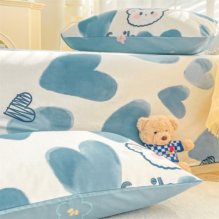 91家纺网 家纺一手货源 找家纺 名兮家居 2023新款全棉简约印花枕套 波波熊