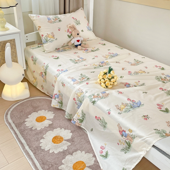 91家纺网 家纺一手货源 找家纺 名兮家居 2023新款全棉简约印花枕套 蘑菇小兔