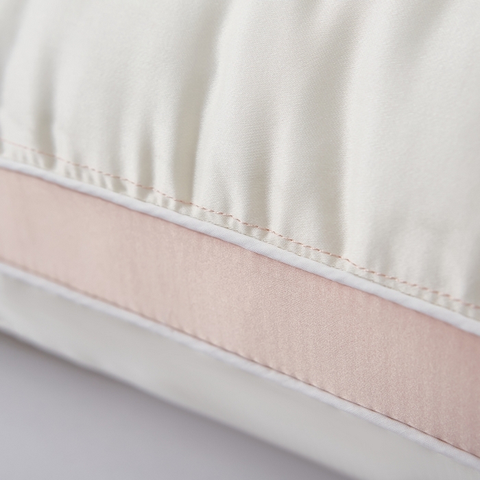 91家纺网 家纺一手货源 找家纺 （总）拾光枕芯 2023新款天丝粉红桃心枕枕头枕芯