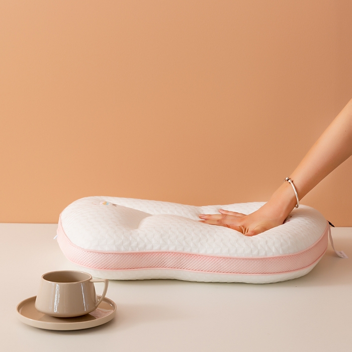 91家纺网 家纺一手货源 找家纺 拾光枕芯 2023新款天丝针织棉彩虹儿童枕男宝枕头枕芯 白粉