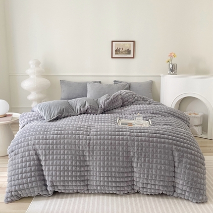 91家纺网 家纺一手货源 找家纺 喜梦缘 2025新款A类兔毛绒四件套 泡芙格-灰