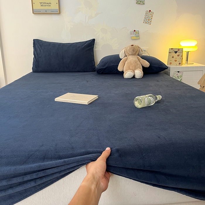 91家纺网 家纺一手货源 找家纺 （总）三朵 2023年新款秋冬牛奶绒床笠