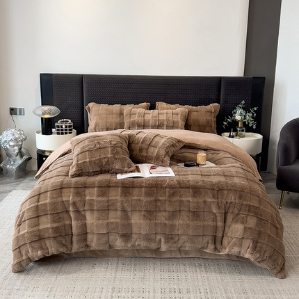 91家纺网 家纺一手货源 找家纺 （总）丝幔 2025新款A类母婴级雕花兔毛绒格子款四件套