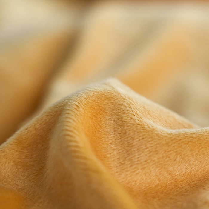 91家纺网 家纺一手货源 找家纺 安莱生活 2023年秋冬专版独创希腊绒天鹅绒烫银冰花四件套-卡塔尔 卡塔尔-姜黄