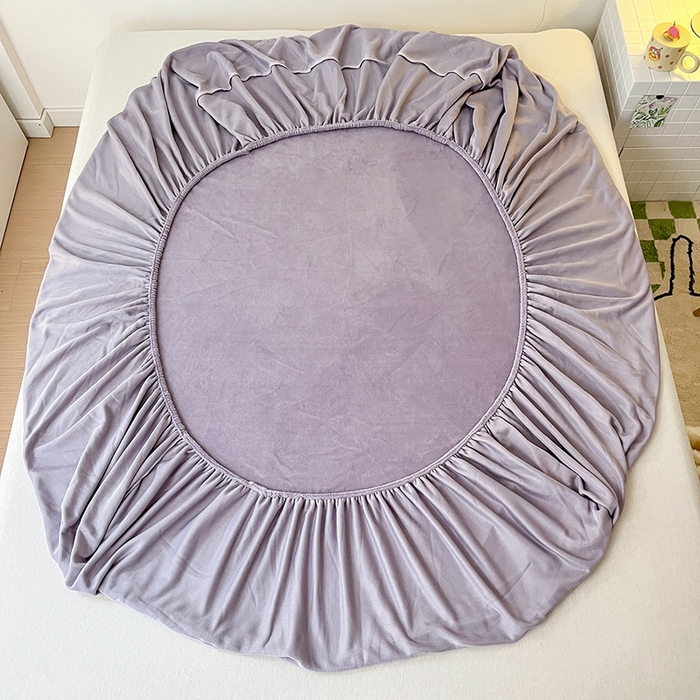 91家纺网 家纺一手货源 找家纺 三朵 2023年新款秋冬牛奶绒床笠 熏衣草