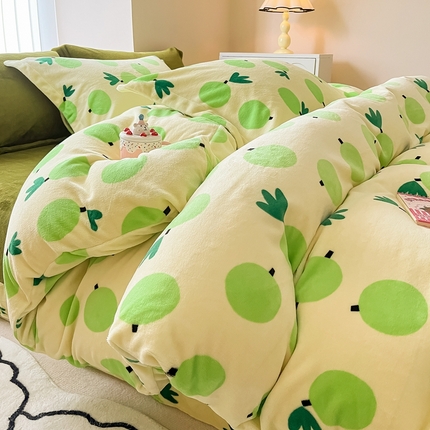 91家纺网 家纺一手货源 找家纺 呗旺鹿 2023新款高克重印花牛奶绒四件套直播 硕果