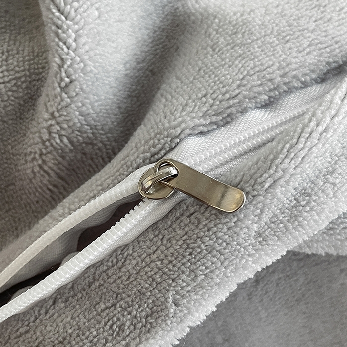 91家纺网 家纺一手货源 找家纺 澳梵 2023新款雕花牛奶绒贝壳边工艺四件套 简格-草绿