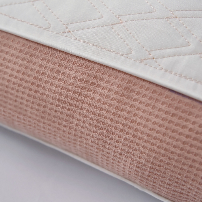 91家纺网 家纺一手货源 找家纺 拾光枕芯 2023新款天丝棉青青子钦悠悠我心枕枕头枕芯 悠悠我心豆粉