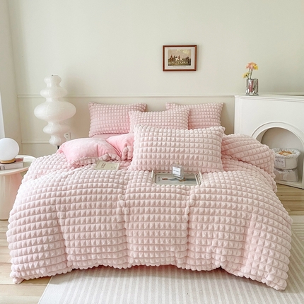 91家纺网 家纺一手货源 找家纺 喜梦缘 2025新款A类兔毛绒四件套 泡芙格-浅粉