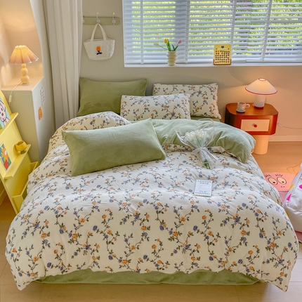 91家纺网 家纺一手货源 找家纺 （总）三朵 2023新款牛奶绒小清新系列四件套