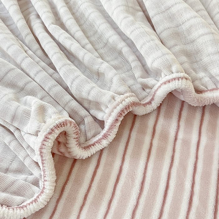 91家纺网 家纺一手货源 找家纺 三朵 2023年新款秋冬牛奶绒床笠 洛卡豆沙