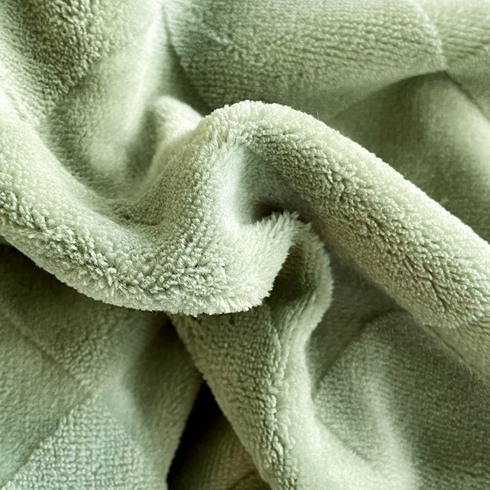 91家纺网 家纺一手货源 找家纺 澳梵 2023新款雕花牛奶绒贝壳边工艺四件套 简格-草绿