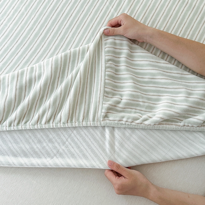 91家纺网 家纺一手货源 找家纺 三朵 2023年新款秋冬牛奶绒床笠 洛卡绿