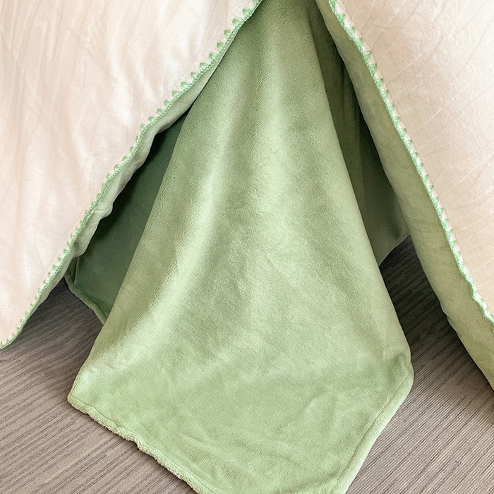 91家纺网 家纺一手货源 找家纺 澳梵 2023新款雕花牛奶绒贝壳边工艺四件套 林希-白绿