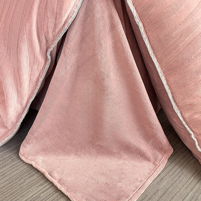 91家纺网 家纺一手货源 找家纺 澳梵 2023新款雕花牛奶绒贝壳边工艺四件套 林希-豆沙