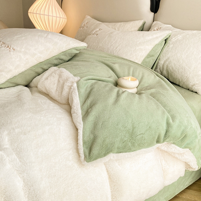 91家纺网 家纺一手货源 找家纺 （总）澳梵 2023新款【山茶花】小香风刺绣兔兔绒牛奶绒四件