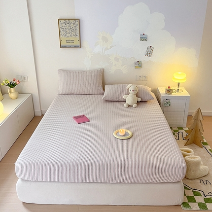 91家纺网 家纺一手货源 找家纺 （总）三朵 2023年新款秋冬牛奶绒床笠