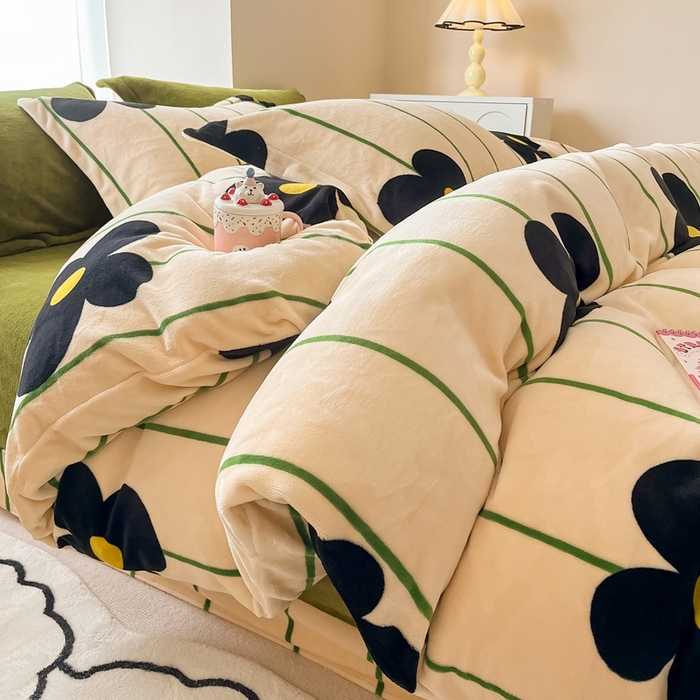 91家纺网 家纺一手货源 找家纺 呗旺鹿 2023新款高克重印花牛奶绒四件套直播 夏朵