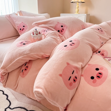 呗旺鹿 2023新款高克重印花牛奶绒四件套直播 好运猪