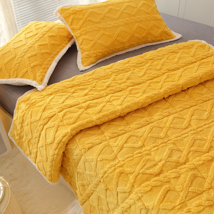 91家纺网 家纺一手货源 找家纺 牛魔王家居 2023新款塔芙绒床垫软床垫可机洗薄垫 亮黄