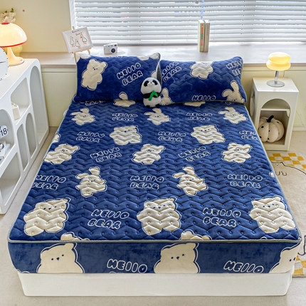 91家纺网 家纺一手货源 找家纺 卡伦家纺  2025新款A类牛奶绒大豆纤维抗菌夹棉床笠 开心乐园