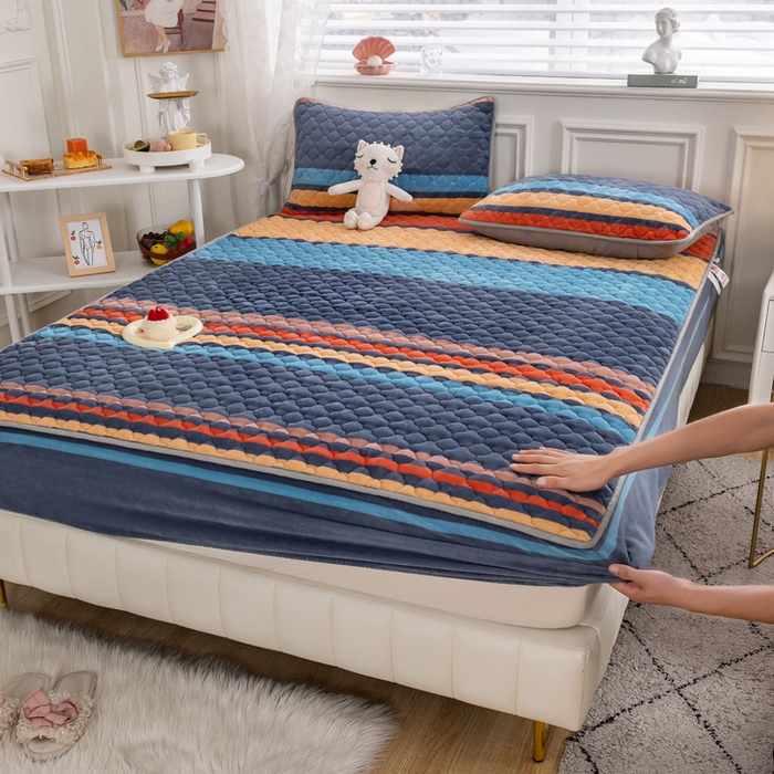 91家纺网 家纺一手货源 找家纺 卡伦家纺  2025新款A类牛奶绒大豆纤维抗菌夹棉床笠 斯诺克