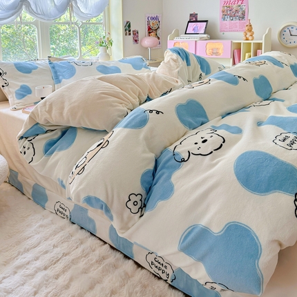 91家纺网 家纺一手货源 找家纺 （总）呗旺鹿 2023新款高克重加厚印花牛奶绒四件套直播