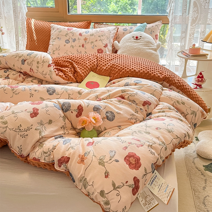 91家纺网 家纺一手货源 找家纺 雅蔓依 2025新款水洗棉麻3D豆豆绒冬被 牵牛花