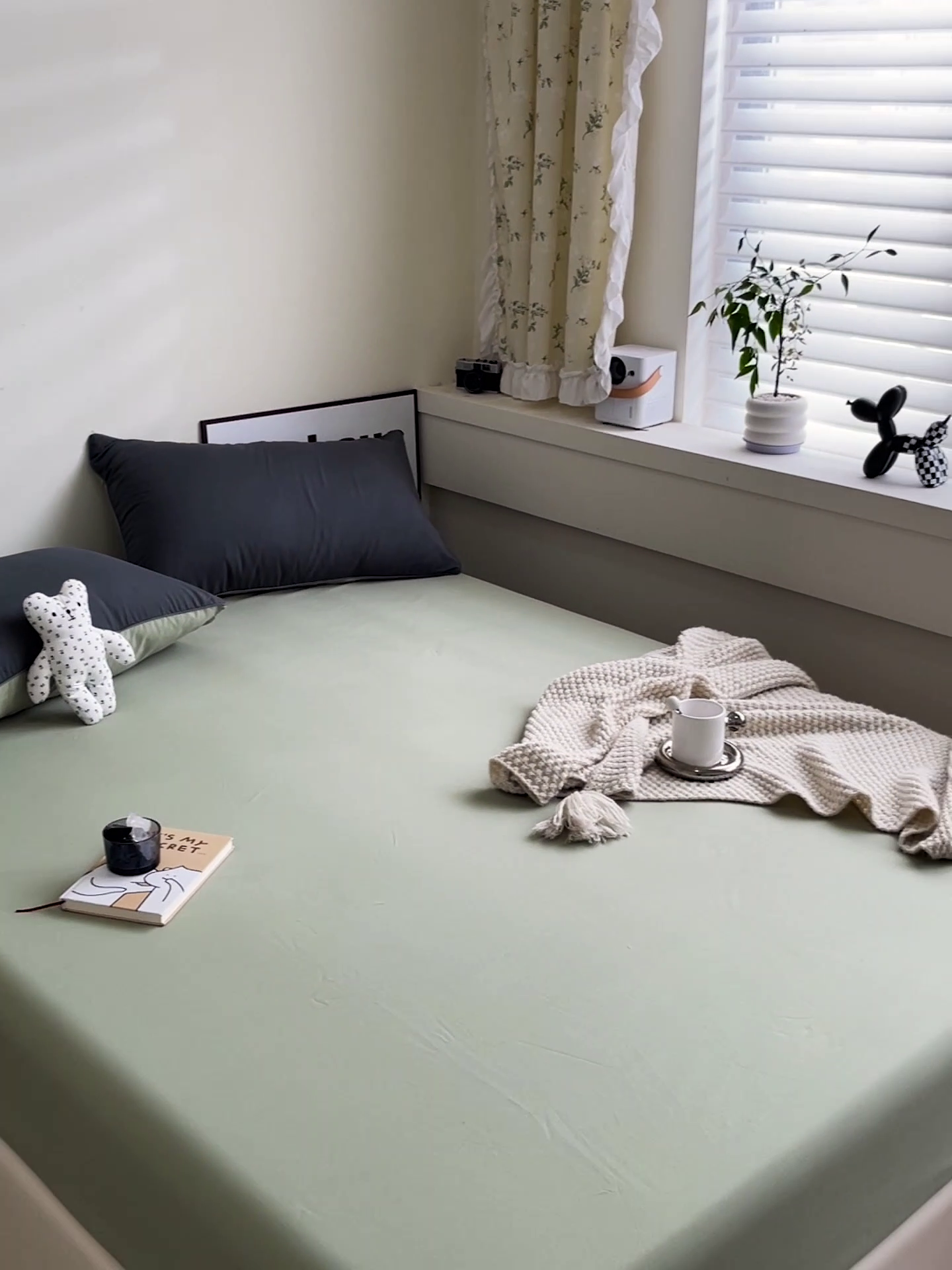 91家纺网 家纺一手货源 找家纺 蓝淋家纺 2023新款新品床笠 深灰抹茶