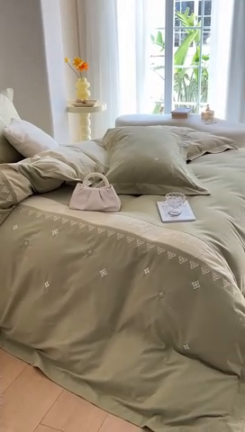 91家纺网 家纺一手货源 找家纺 （总）艾莱家纺 2023新款A类秋恋磨毛刺绣四件套