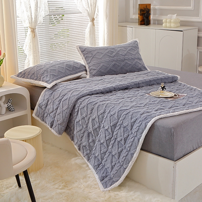 91家纺网 家纺一手货源 找家纺 牛魔王家居 2023新款塔芙绒床垫软床垫可机洗薄垫 灰色