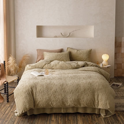 91家纺网 家纺一手货源 找家纺 珺柔家纺 2023新款高克重雕花牛奶绒四件套 锦绣