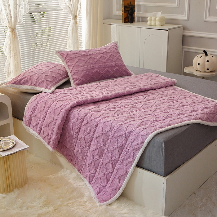 91家纺网 家纺一手货源 找家纺 牛魔王家居 2023新款塔芙绒床垫软床垫可机洗薄垫 紫色