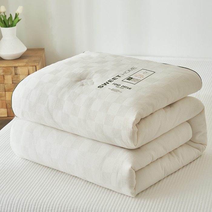 91家纺网 家纺一手货源 找家纺 （总）子由家居 2023新款b类纯棉原棉100棉花冬被