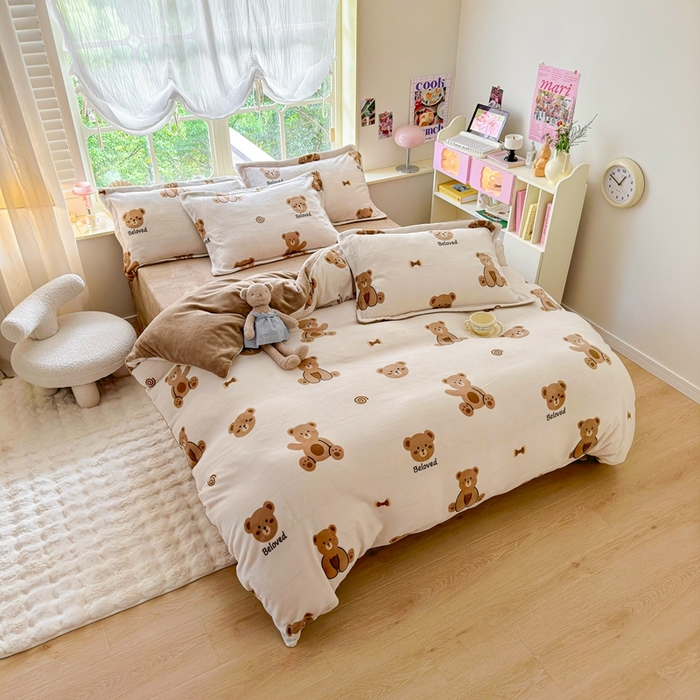 91家纺网 家纺一手货源 找家纺 呗旺鹿 2023新款高克重加厚印花牛奶绒四件套直播 淘气熊